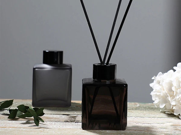 Black Diffuser Bottle