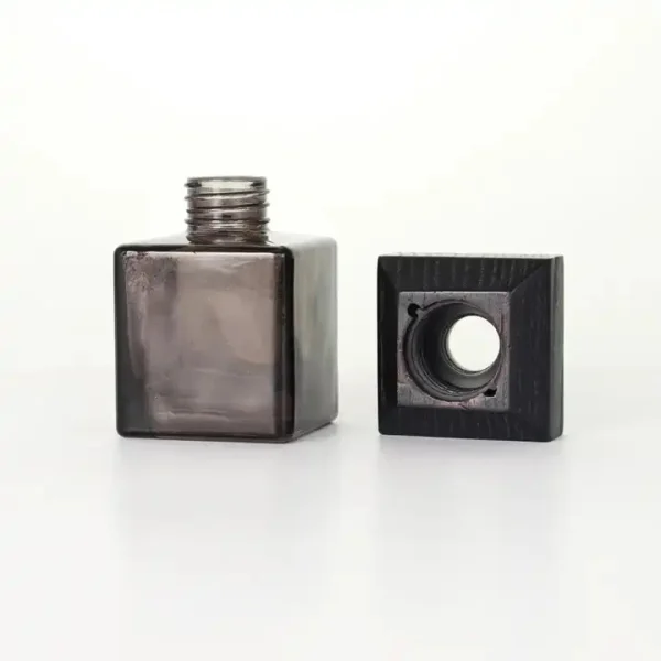 Black Square Glass Reed Diffuser Bottle with Wooden Screw Cap