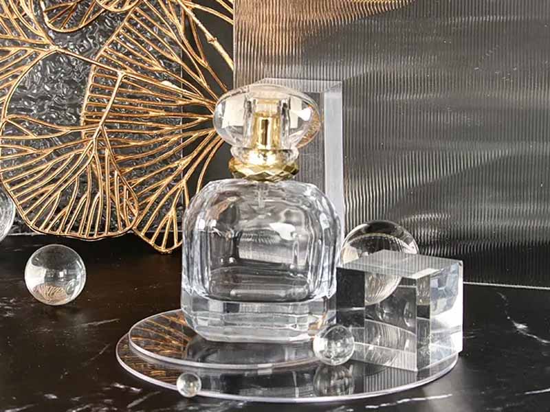 Flacon de parfum en cristal