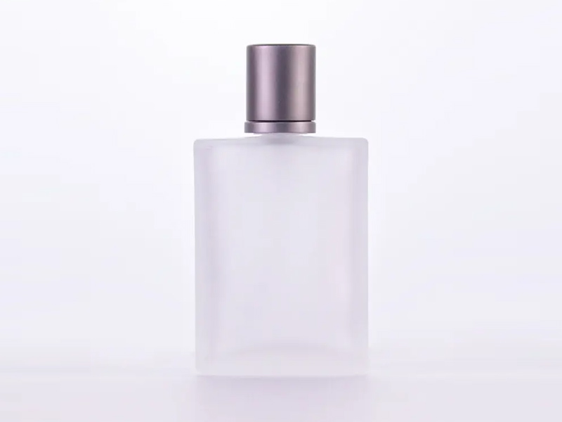 Bouteille de parfum en verre de lait